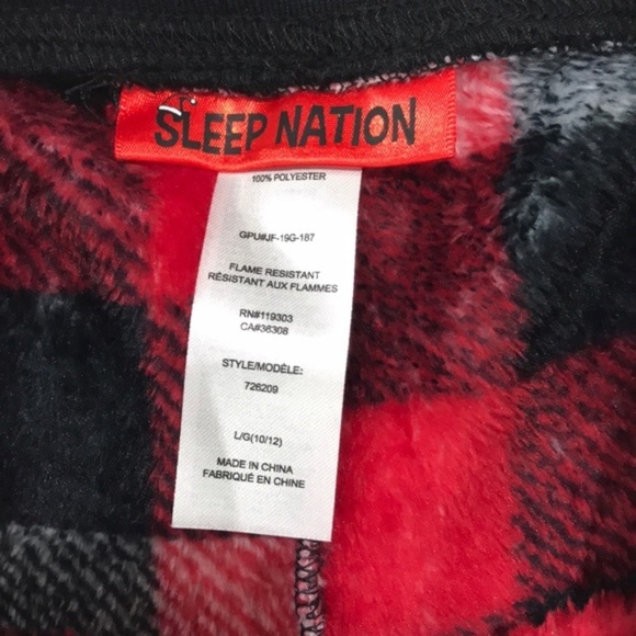 Kids Sleep Nation 3-Piece Polar Bear Pyjamas - Picture 3 of 7